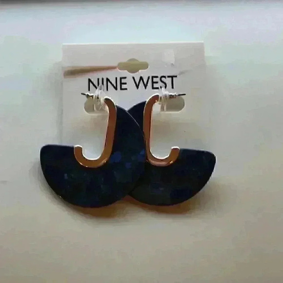 Nine West new Large C Hoop Earrings - Picture 3 of 8